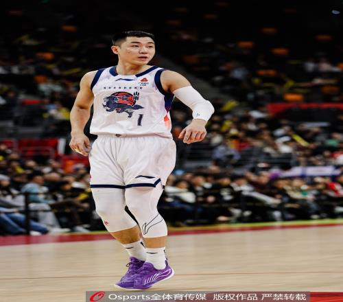 魯媒報道克里斯和邱彪接連被罰增強了山東隊的斗志第四外援到隊還需一段時間_CBA直播