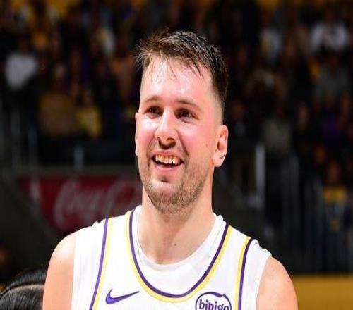 東契奇談逆轉：這就是我們該做的事要給所有人點贊