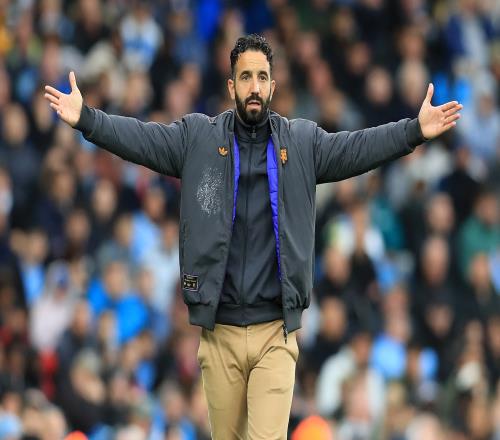 阿莫林與威爾考克斯等高層關系緊張，343戰(zhàn)術和引援成主要原因_英超直播