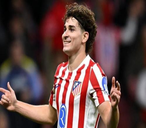 每體：巴薩密切關注阿爾瓦雷斯，但不急于談判