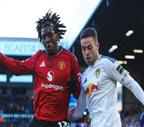 弗格森督戰阿莫林神換人，曼聯11逼平升班馬，仍造隊史恥辱紀錄