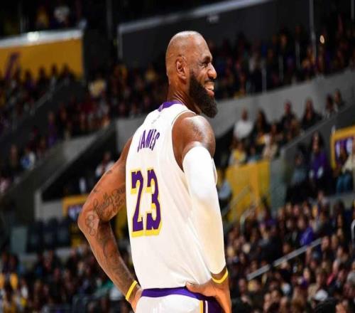 詹姆斯26+7+10：總助攻超保羅歷史第二末節主宰勝利升西部第三