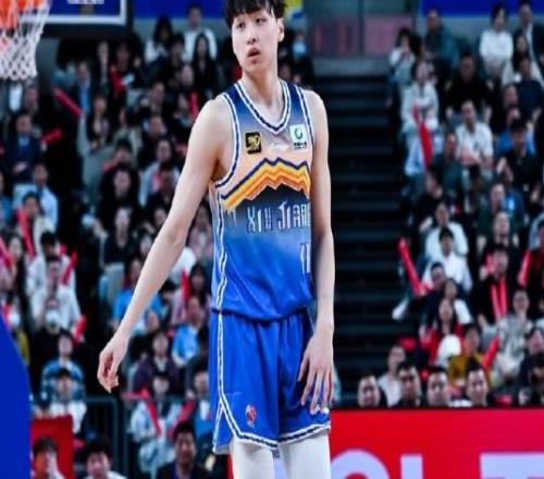 新疆男籃遭打擊：隊內得分王齊麟腳部韌帶受傷將缺席一段時間