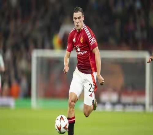 英超悲喜夜歐冠前五易主曼聯創三大紀錄曼城切爾西首發名單出爐