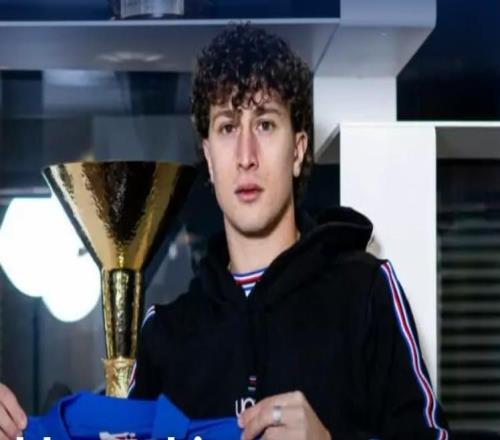 官方：桑普租借簽下薩爾瓦托雷他是埃斯波西托三兄弟的老大