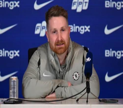 特里：麥克法蘭是非常優(yōu)秀的教練，有能力鎮(zhèn)住切爾西更衣室