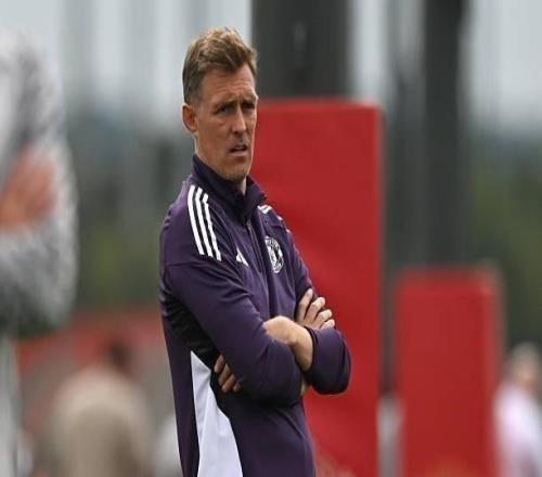 回到原點，記者：弗萊徹本賽季采用四后衛陣型