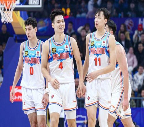 新疆男籃鋒線大將韌帶受傷，徐昕穩定蓋帽王，郭士強考察蔣浩然！