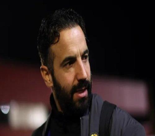 曼聯新帥只是教練，并非全權主教練