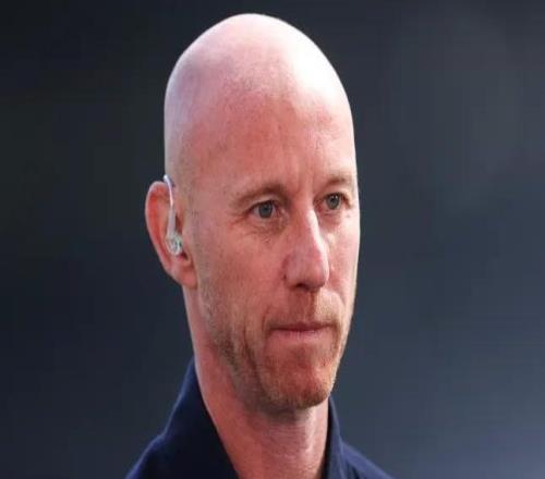 巴特：建議曼聯(lián)請(qǐng)回卡里克，希望曼聯(lián)新帥能放棄烏加特