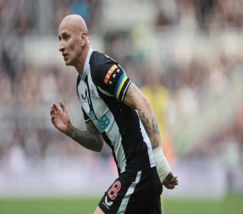 謝爾維：剛到土耳其時，為消磨時間常常一次吃三到四片安眠藥