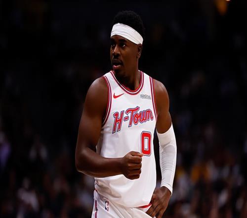 好歹得到了4分，火箭替補后場的狀態也算是有些提升了