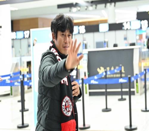 成都蓉城又一人離開，同位置競爭太激烈，球迷：是不是寫錯名字了