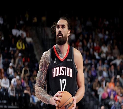 全靠他的前場籃板了！火箭對于內線老將的依賴度其實非常高