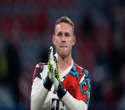 德天空：圣徒40萬歐租借拜仁門將佩雷茨，協議含800萬買斷權