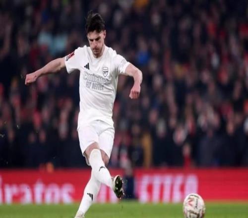 全線爭勝阿森納將不再穿全白球衣