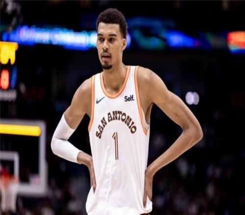 灰熊vs馬刺前瞻：兩隊核心均出戰成疑，馬刺力爭三殺灰熊