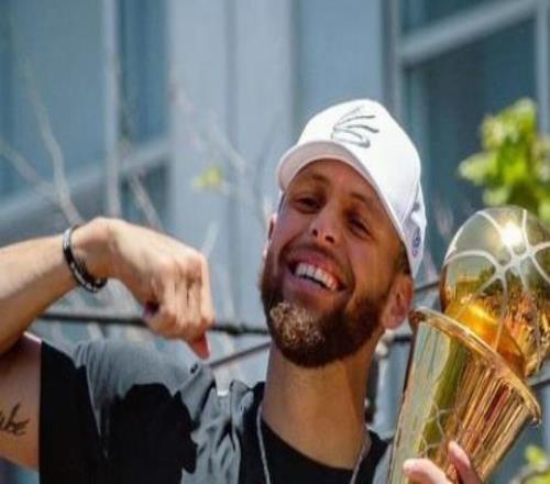 如何評價庫里和科比球迷過分夸大一人一城奪冠含金量的行為