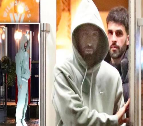 B費昨天和定位球教練C費一起喝咖啡，后者已隨阿莫林離隊