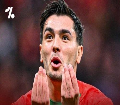 早報(bào)尤文3比0薩索洛羅馬2比0萊切西漢姆聯(lián)1比2森林！