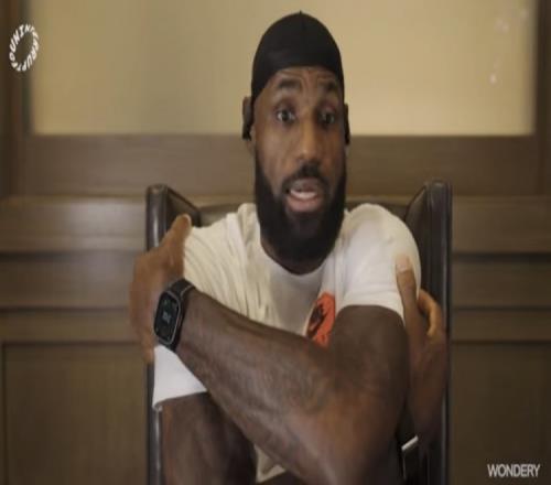 詹姆斯分享三分領先時故意犯規的技巧與避免早期犯規的策略_NBA直播