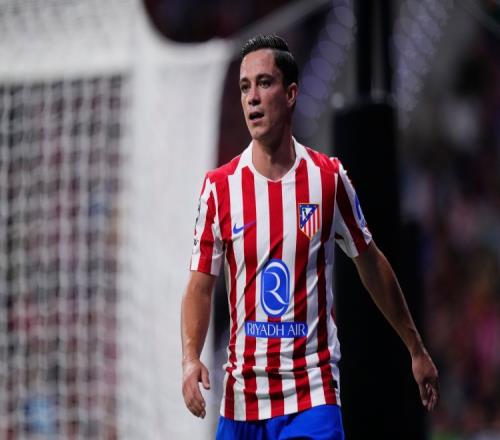 西班牙媒體報道拉斯帕多里更希望繼續(xù)留在球隊而馬競目前在考慮出售阿爾馬達但并沒有收到報價_西甲直播