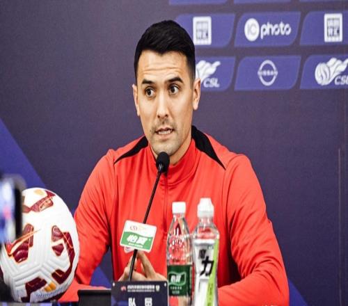 曝周定洋前往曼城體檢，即將加盟中超新貴，公認(rèn)最強(qiáng)內(nèi)援后腰