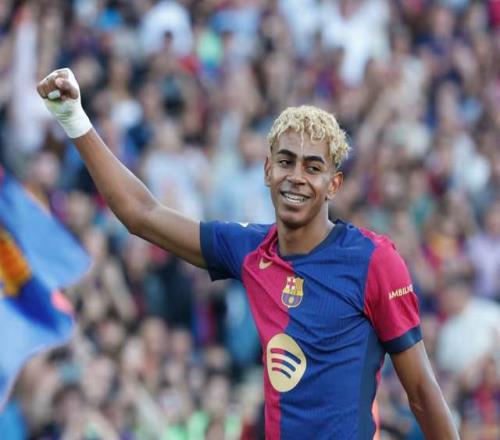 沖擊決賽！西媒預(yù)測巴薩首發(fā)：433對攻18歲亞馬爾坐板凳