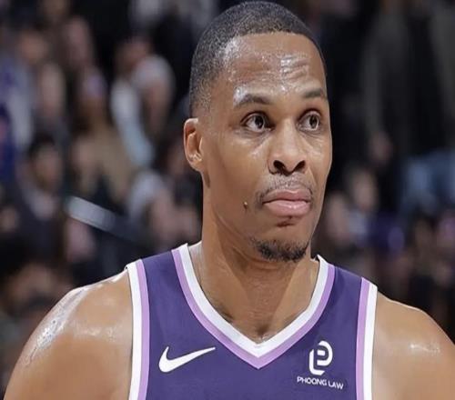 最后33秒威少一攻一防，就是詹姆斯趕走他的真正原因！錯怪詹皇了