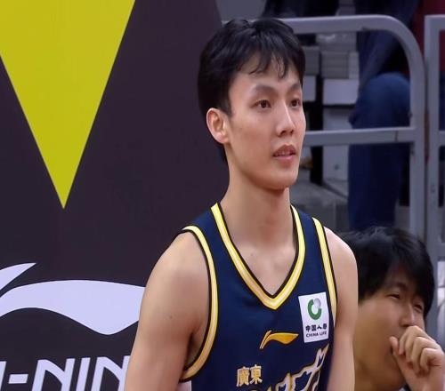 不打了廣東最適合的本土鋒線曝光，這可是杜鋒的爭冠法寶！