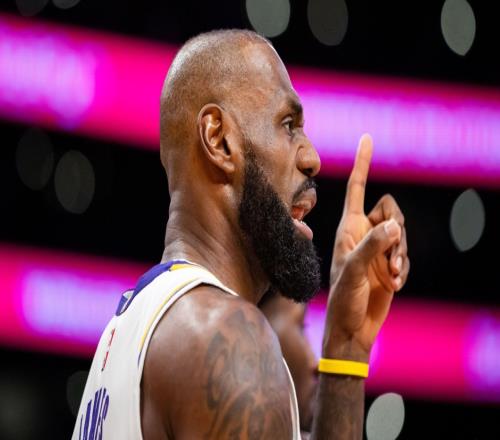 就在今天，41歲詹姆斯又刷新79年NBA紀(jì)錄，5262萬真不貴