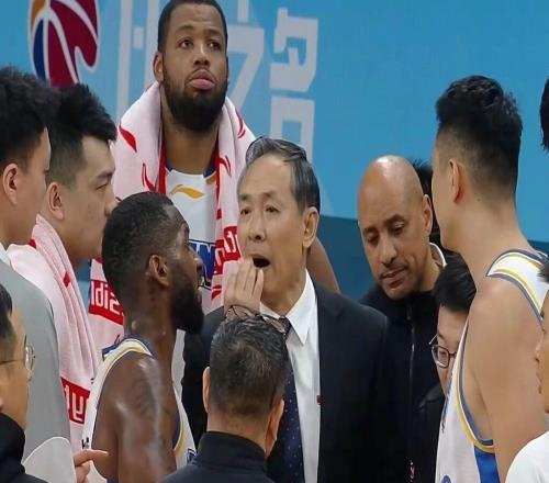 CBA排名大變！上海七連勝勢不可擋，北京廣東位居四強山東四連勝