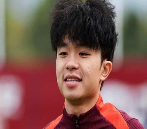 阿利米歸隊，孫康博當主力培養(yǎng)，大連5新援10號首秀注冊后再官宣