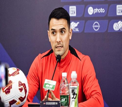 曝周定洋前往曼城體檢，即將加盟中超新貴，公認最強內援后腰