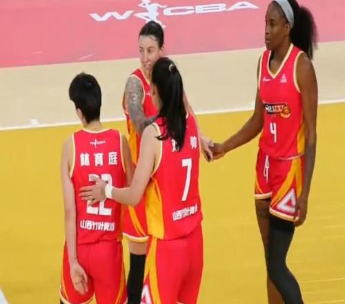 張子宇7分4失誤加盟首敗：正負(fù)值15全場(chǎng)最差山東女籃慘敗
