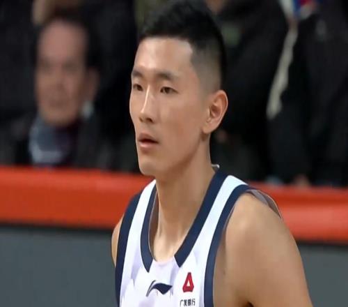 四連勝！山東男籃第四節(jié)12比0逆轉，本土核心兩雙爆發(fā)，外援22分