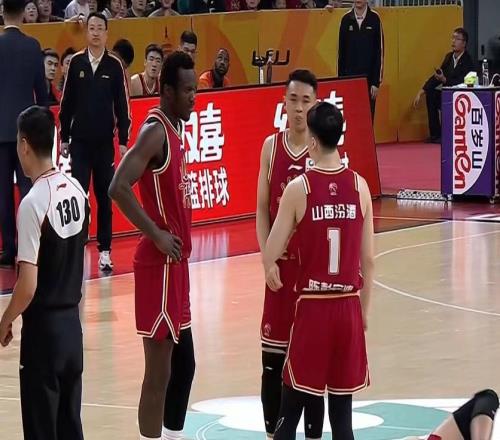 山西男籃4分險勝天津，奈特原帥末節爆發合砍28分，超級外援34分