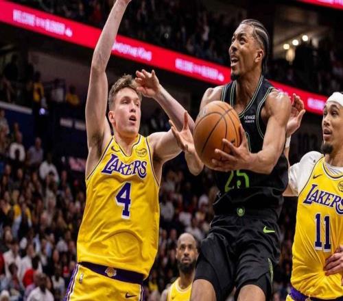 13勝0負，湖人隊關鍵比賽保持不敗，鵜鶘隊墨菲空砍42分生涯新高