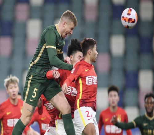 放棄歐洲后衛選中超故人西海岸鎖定國安后衛亞洲履歷成考量因素