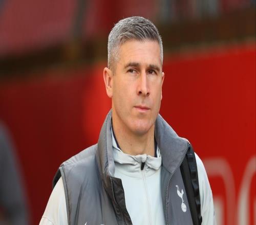 官宣！國安新帥到位，44歲前熱刺教練上任，仿照海港建隊