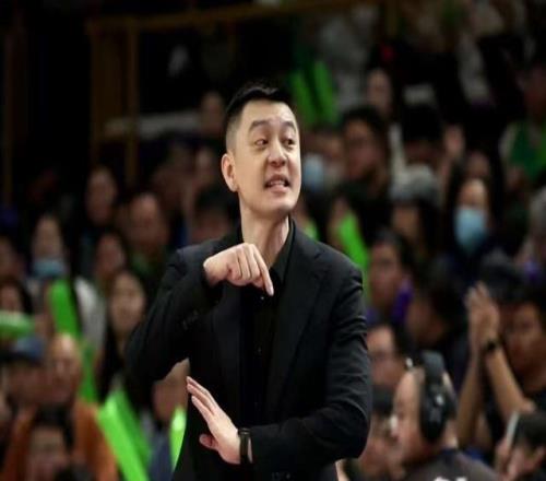 遼寧男籃沖擊3連勝！楊鳴拒絕爆冷，亨特確定不打，央視直播