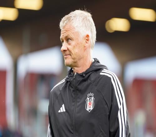 阿邦拉霍認為曼聯如請回索爾斯克亞將面臨尷尬局面成為笑柄_英超直播