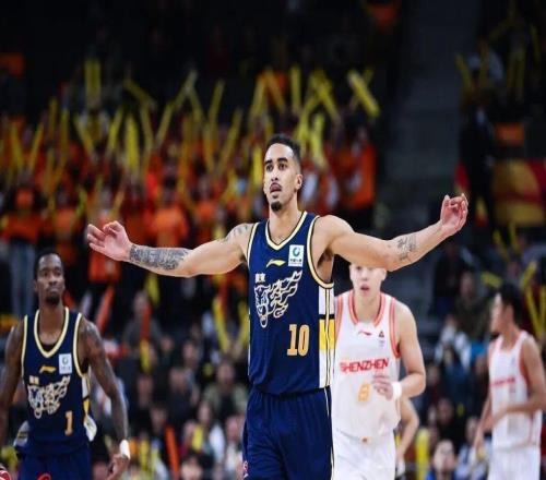 對攻大戰(zhàn)！華南虎110105贏下“廣東德比”