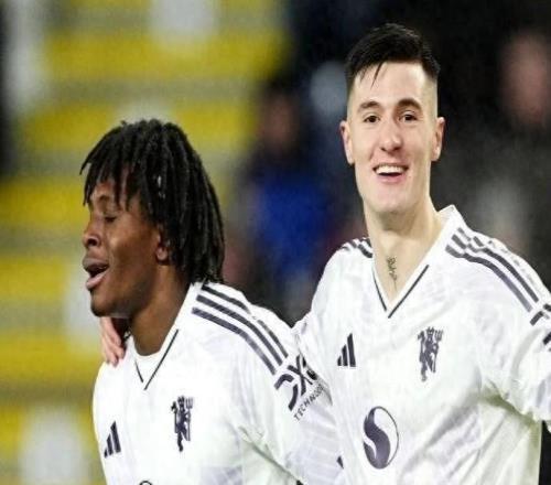 塞斯科結束11場球荒，梅開二度難救曼聯