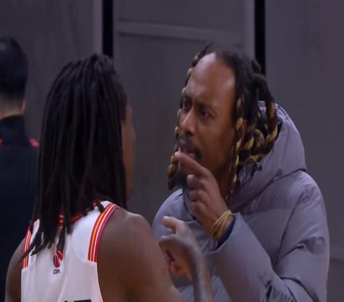 廣東隊最火爆、最硬氣的人！約對手賽后單挑好在被杜鋒拉住了