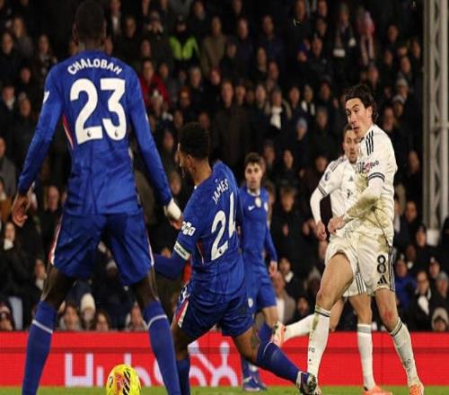 切爾西1比2富勒姆，防線大將吃紅牌特拉普處子球，新帥壓力增加