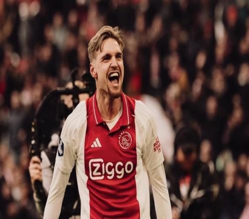 羅馬諾：拉齊奧正與賈府深入談肯尼思泰勒，球員也渴望加盟