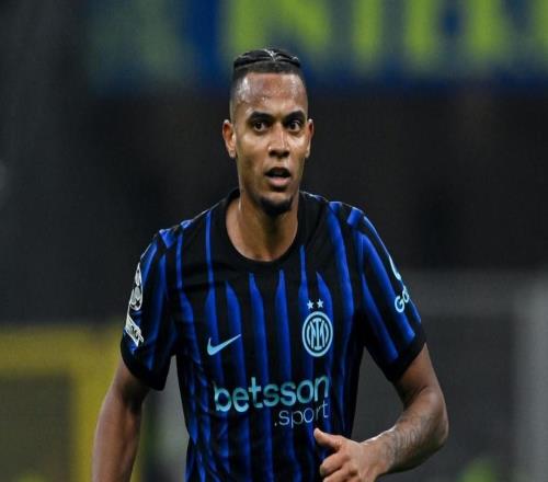 阿坎吉：比塞克非常出色，和他一起并肩作戰的感覺很棒