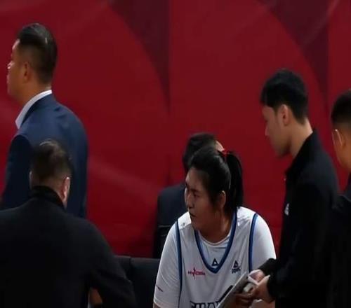 山東女籃慘敗山西隊，張子宇正負值最低拖累球隊，宮魯鳴看走眼了
