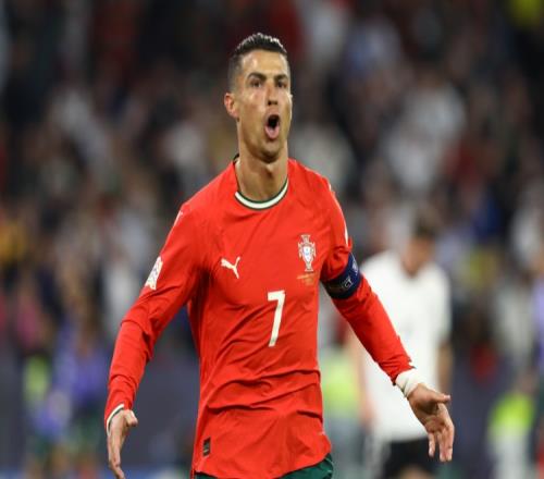 約克稱(chēng)C羅與梅西足球水平相當(dāng)且未來(lái)可進(jìn)軍電影行業(yè)_英超直播